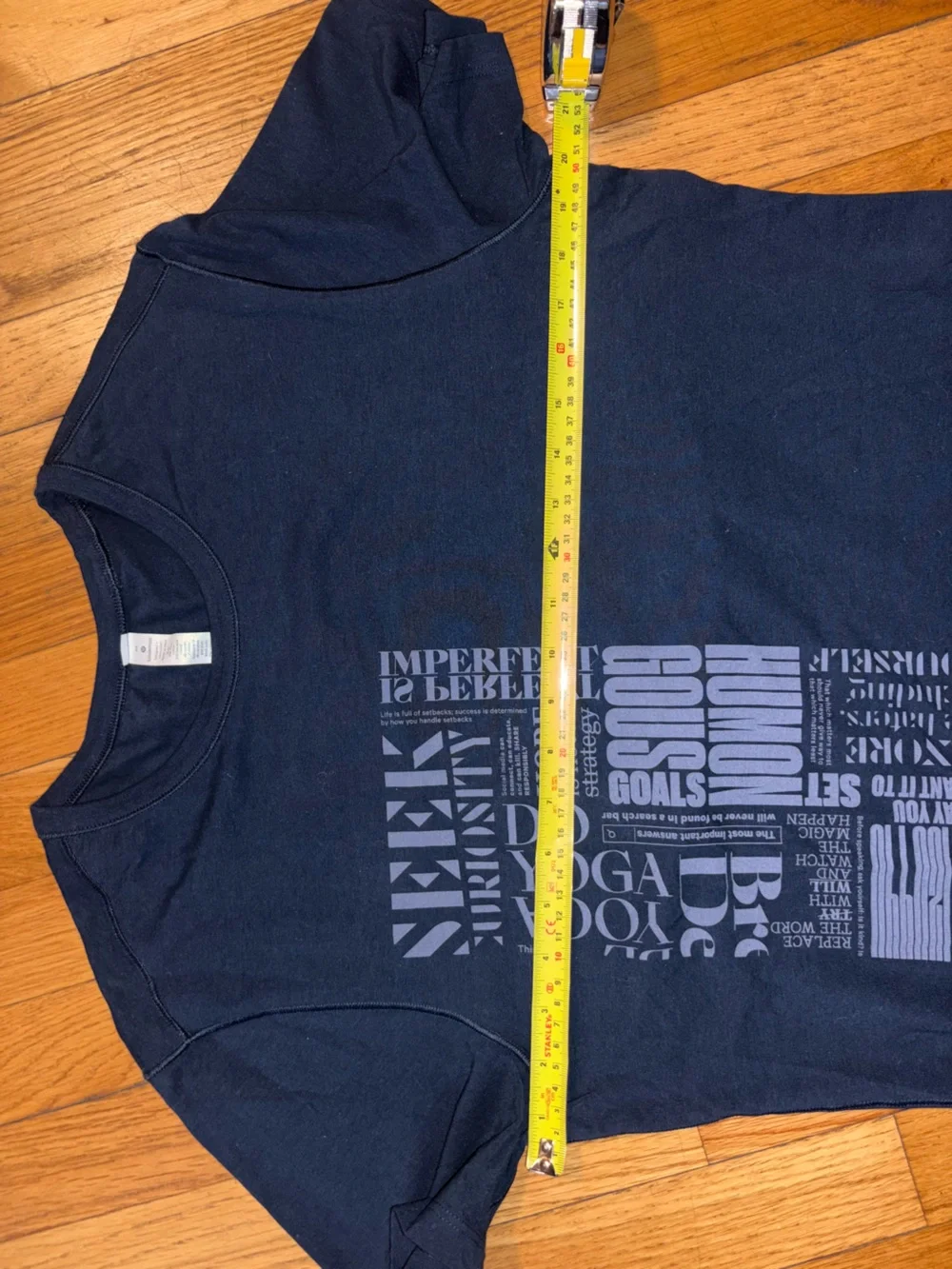 Lululemon Crew Neck T-Shirt Medium - Picture 5 of 8